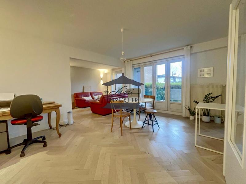 Appartement - 95 m² - 4 pièces