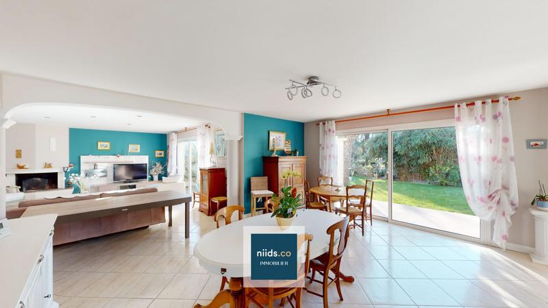 Villa - 350 m² - 11 pièces