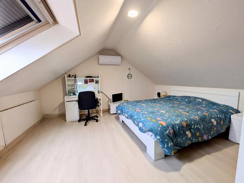 Maison - 137 m² - 5 pièces