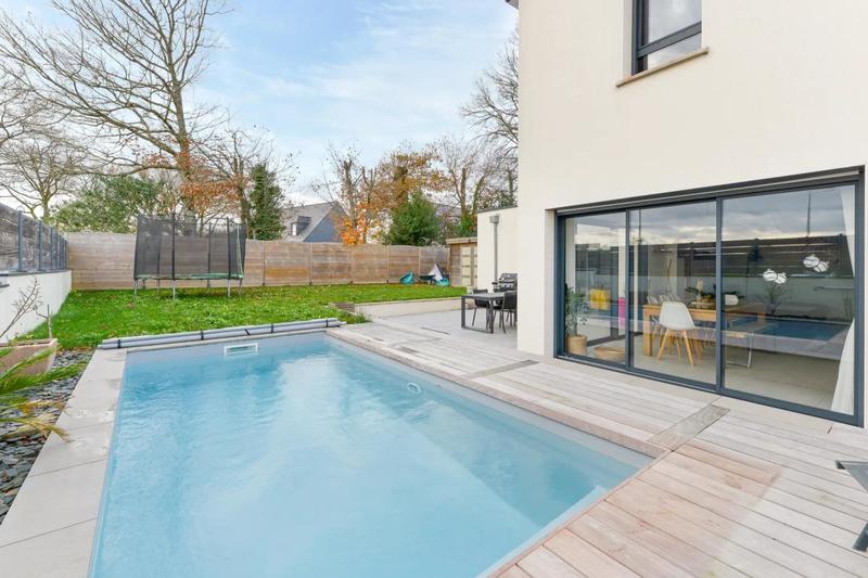 Maison - 127 m² - 6 pièces