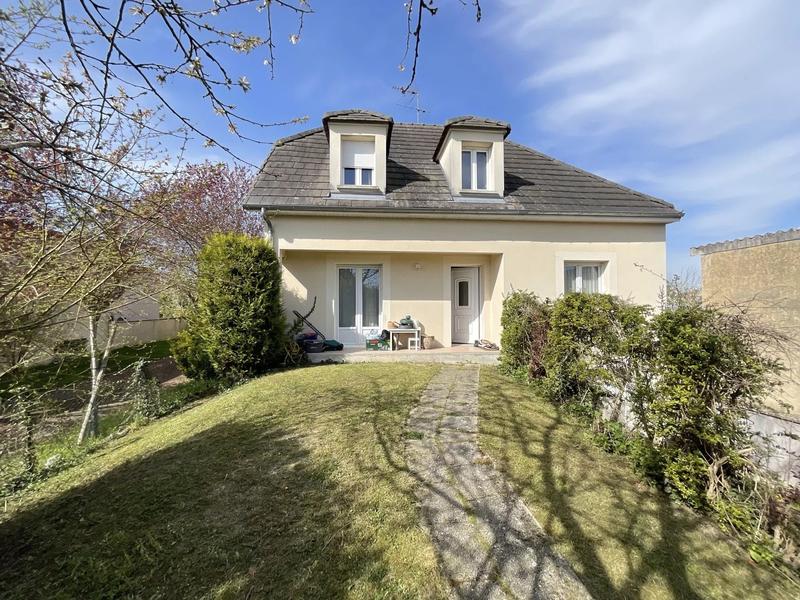 Maison - 101 m² - 6 pièces