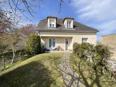 Maison - 101 m² - 6 pièces