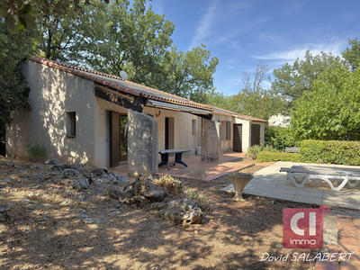 Maison - 86 m² - 4 pièces