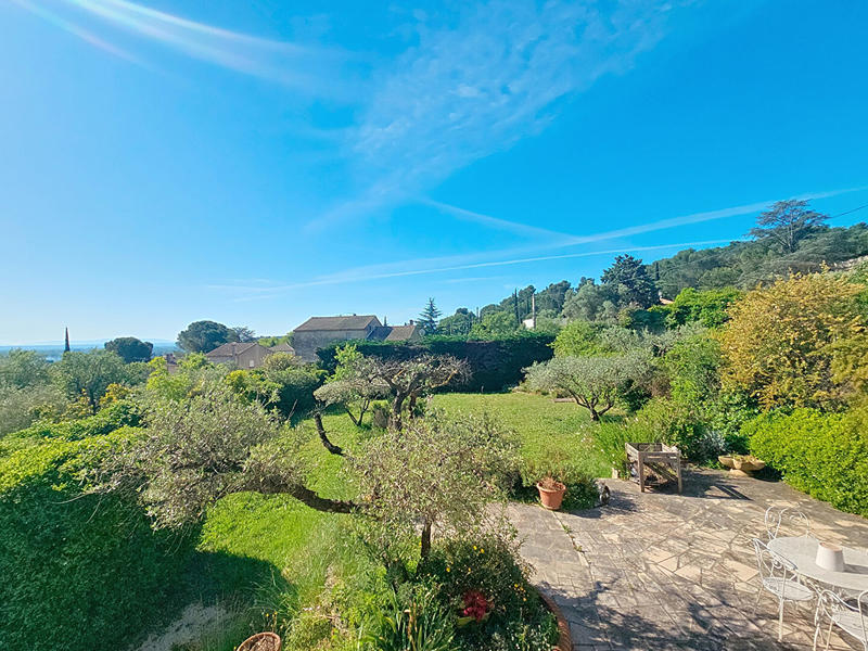 Maison - 150 m² - 8 pièces