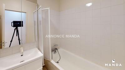 Chambre - 9 m² - 6 pièces