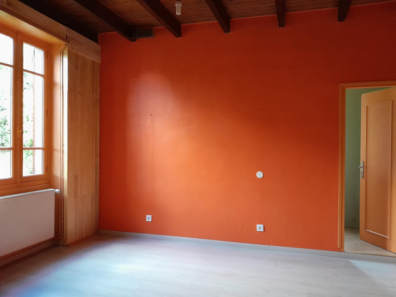 Maison - 220 m² - 6 pièces