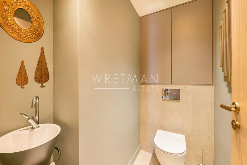 Appartement - 134 m² - 5 pièces