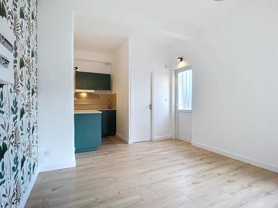 Studio - 19 m² - 1 pièce