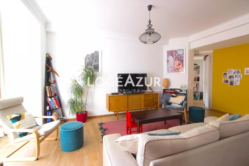 Appartement - 100 m² - 4 pièces