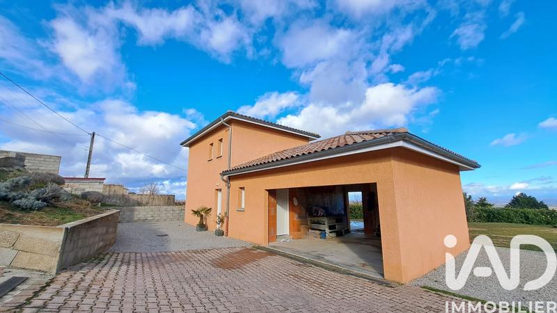 Maison - 97 m² - 5 pièces