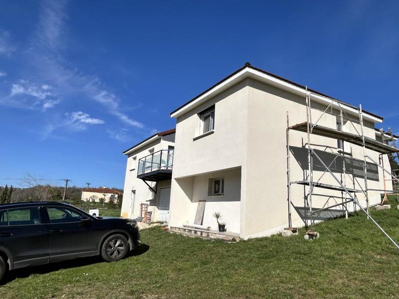 Maison - 130 m² - 8 pièces