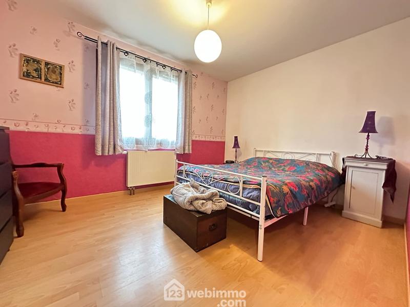 Maison - 187 m² - 8 pièces