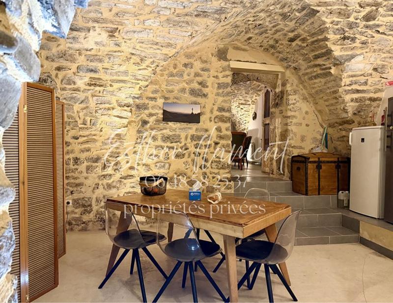 Immeuble - 318 m² - 10 pièces