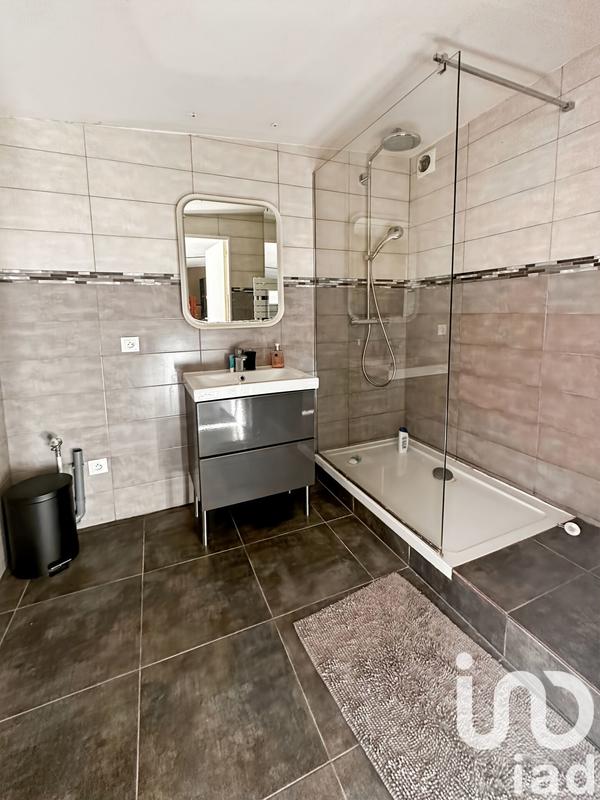 Maison - 161 m² - 8 pièces