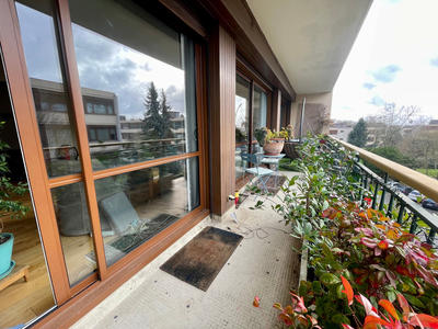 Appartement - 139 m² - 6 pièces