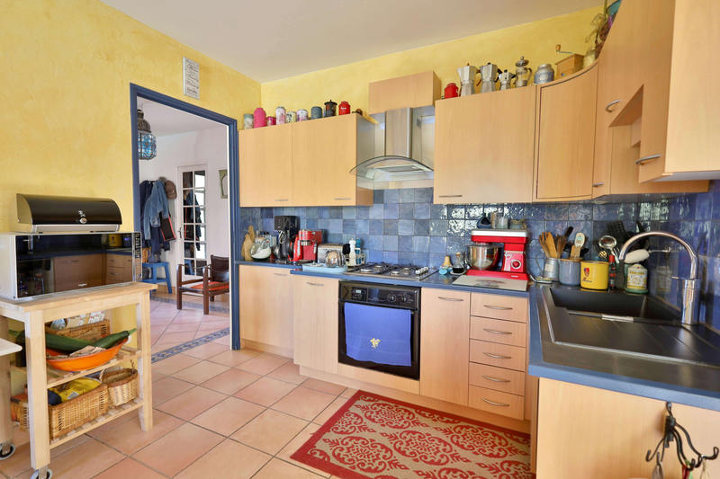 Maison - 185 m² - 6 pièces