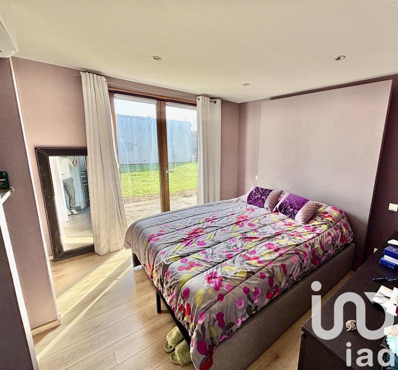 Maison - 143 m² - 8 pièces