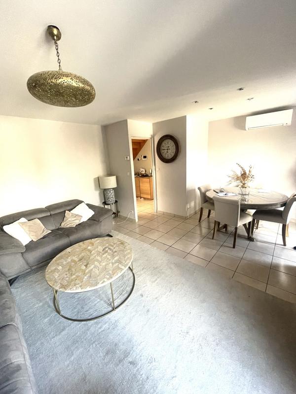 Maison - 81 m² - 5 pièces