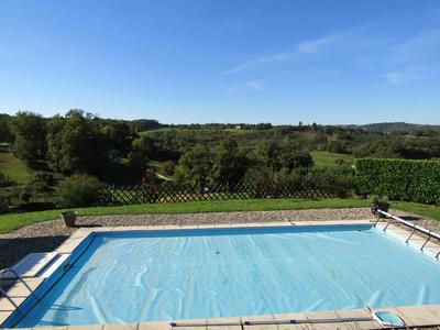 Maison - 165 m² - 7 pièces