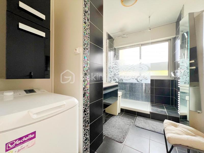 Appartement - 85 m² - 4 pièces