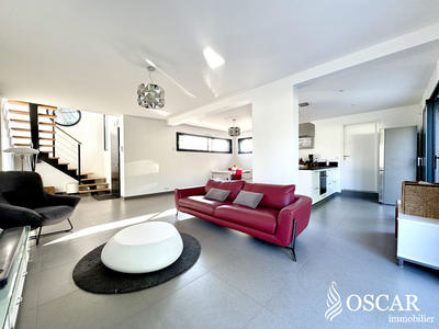 Maison contemporaine - 121 m² - 6 pièces