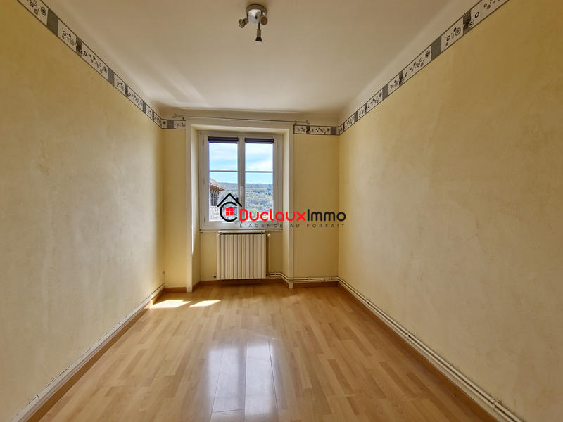 Appartement - 75 m² - 4 pièces