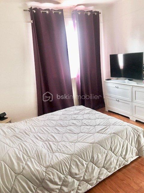 Appartement - 64 m² - 4 pièces