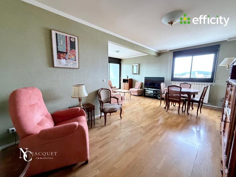 Appartement - 75 m² - 3 pièces