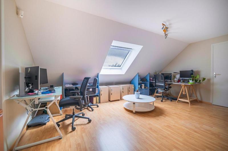 Maison traditionnelle - 153 m² - 6 pièces