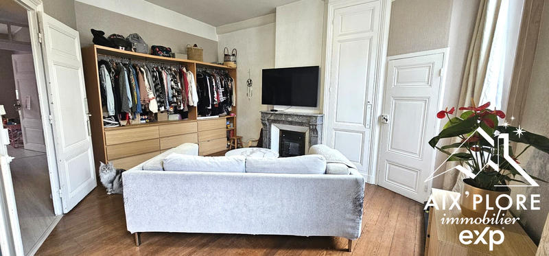 Maison - 209 m² - 6 pièces