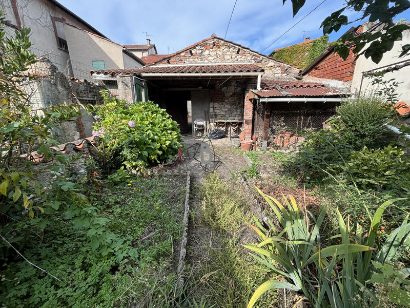 Maison - 166 m² - 6 pièces