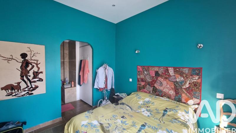 Maison - 246 m² - 9 pièces