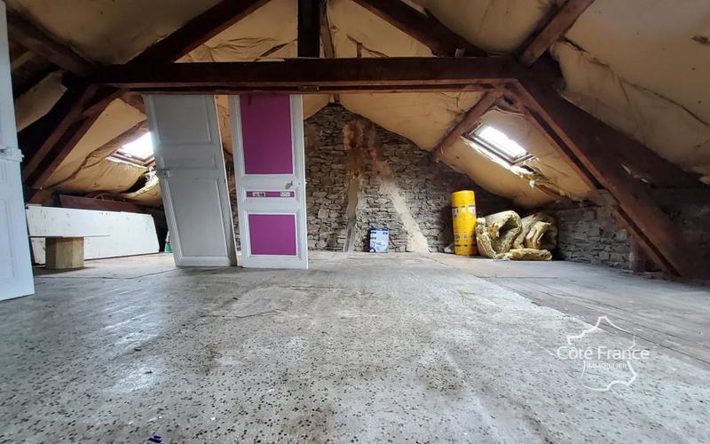 Maison de village - 90 m² - 3 pièces