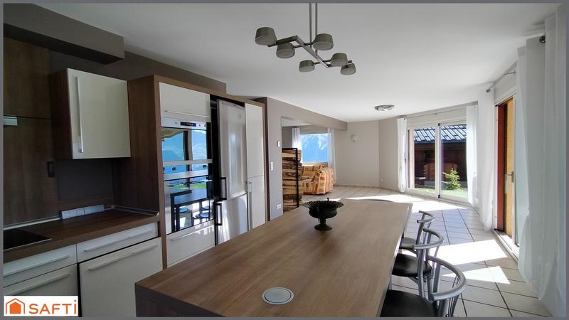 Maison - 161 m² - 6 pièces