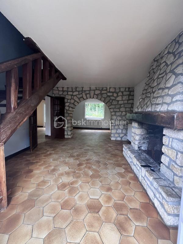 Maison - 156 m² - 9 pièces