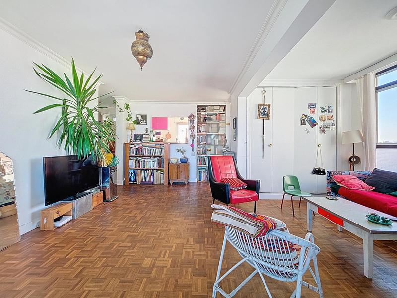 Appartement - 84 m² - 4 pièces