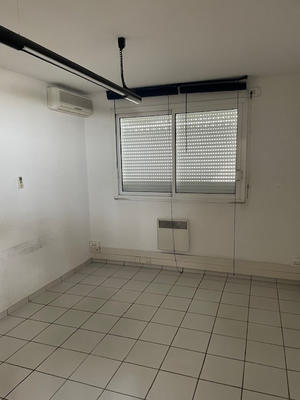 Bureau - 180 m²