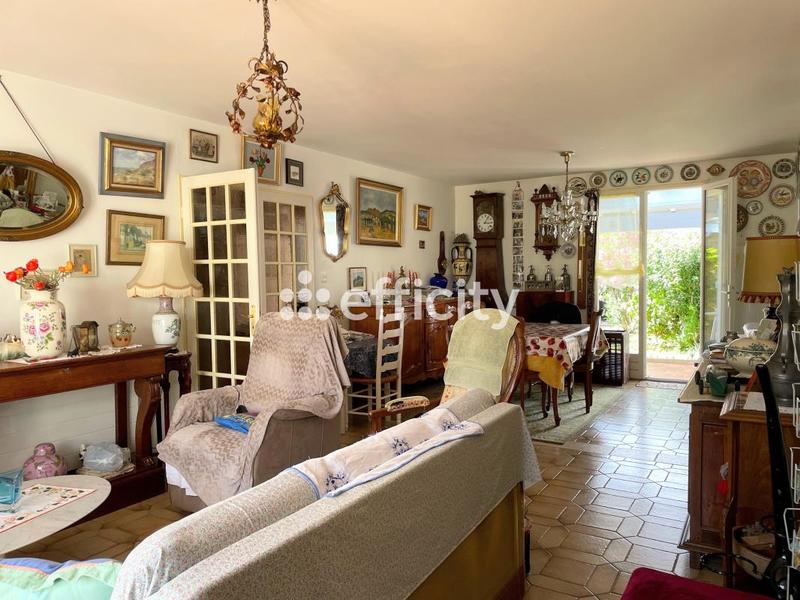 Maison - 140 m² - 5 pièces