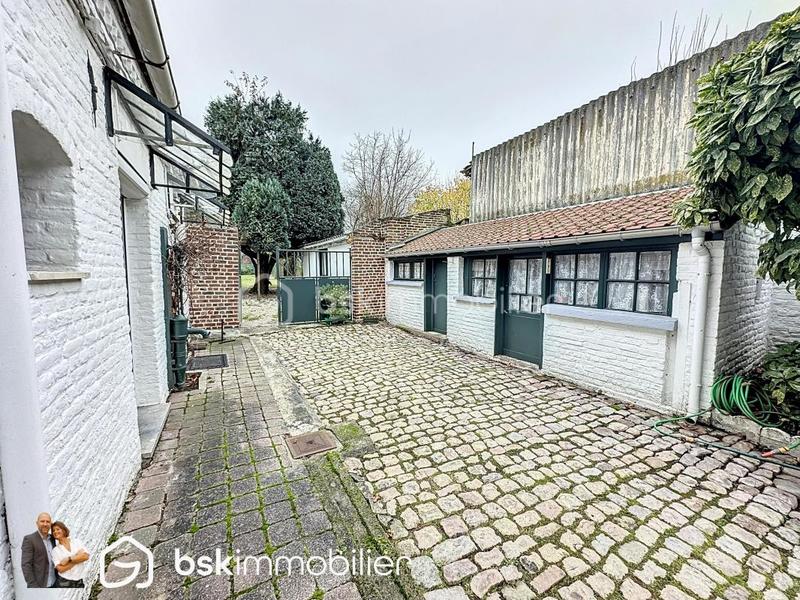 Corps de ferme - 180 m² - 7 pièces