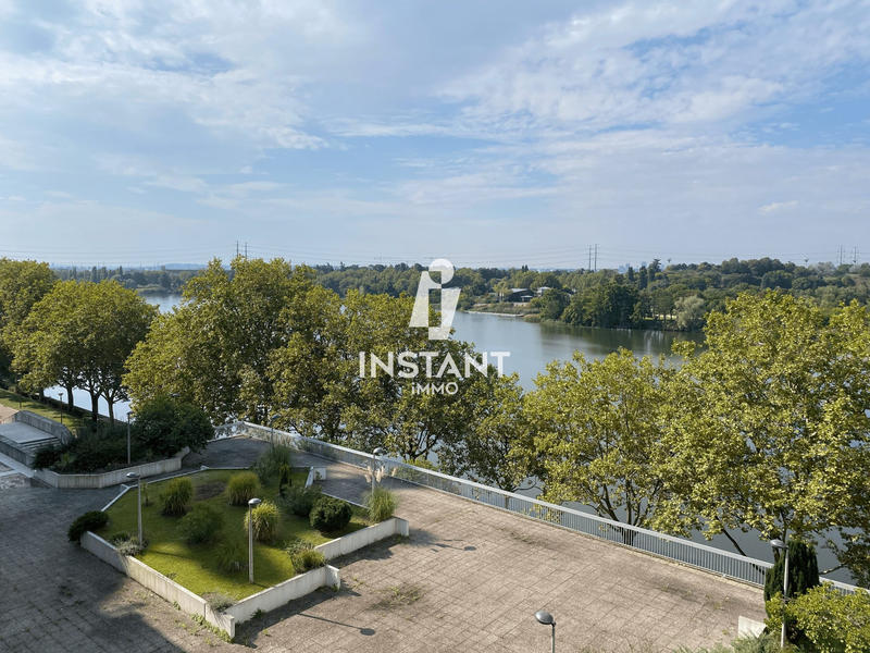 Appartement - 107 m² - 5 pièces