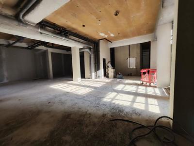 Bureau - 750 m² - 3 pièces