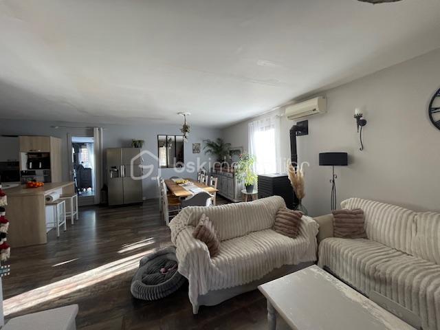 Villa - 200 m² - 10 pièces