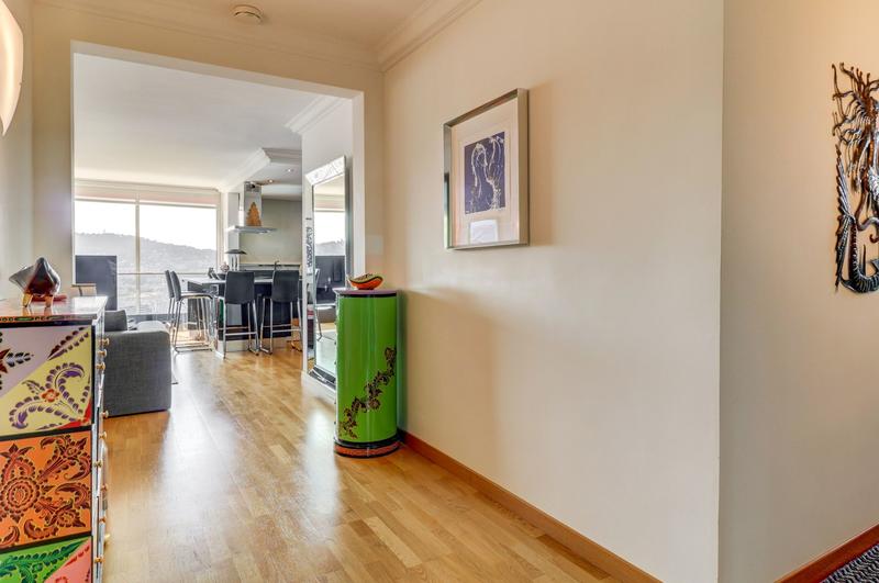 Appartement - 96 m² - 4 pièces