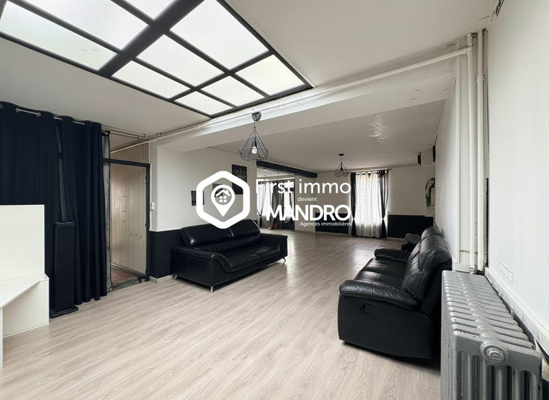 Maison - 166 m² - 8 pièces