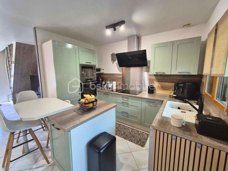 Maison - 137 m² - 4 pièces