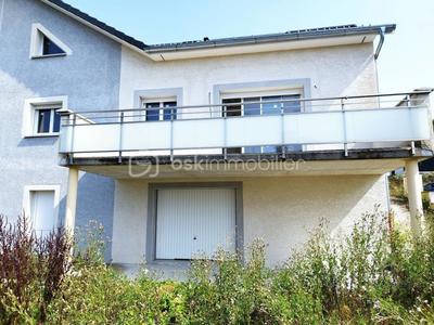 Maison - 135 m² - 6 pièces