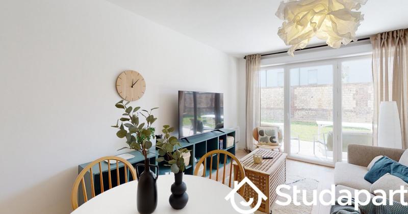 Chambre - 13 m² - 1 pièce