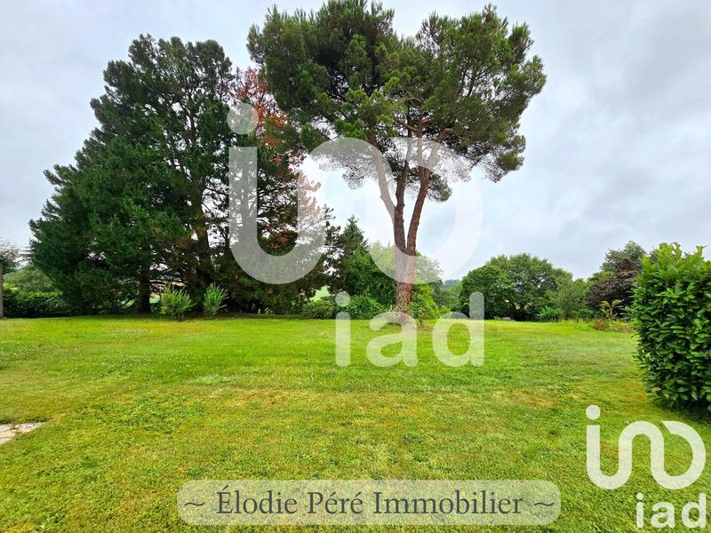 Maison - 210 m² - 5 pièces