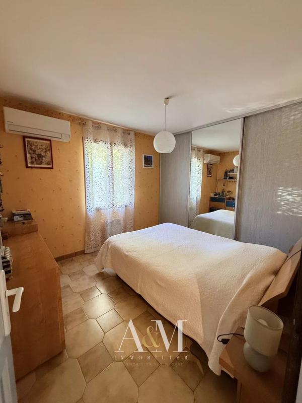 Villa - 120 m² - 4 pièces