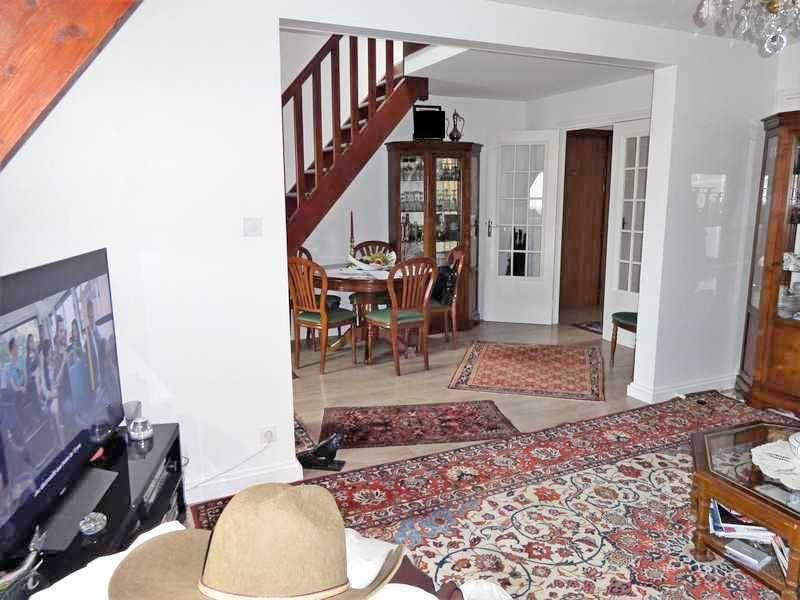 Appartement - 91 m² - 7 pièces